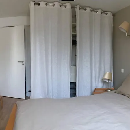 T2 St Martin Du Touch Airbus Quiet And Spacious