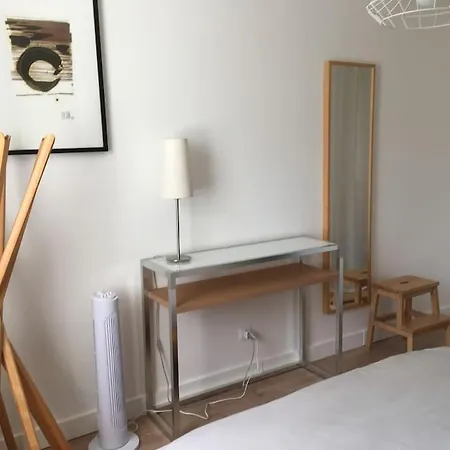 T2 St Martin Du Touch Airbus Quiet And Spacious Apartment