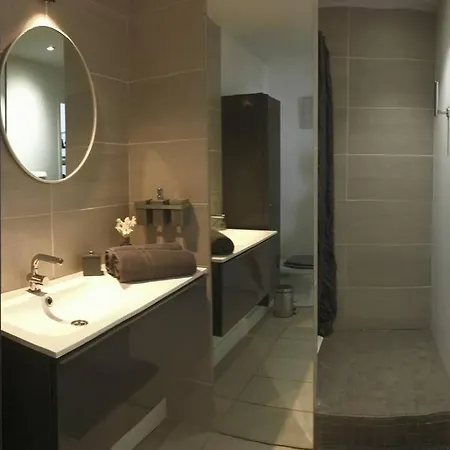 T2 St Martin Du Touch Airbus Quiet And Spacious *