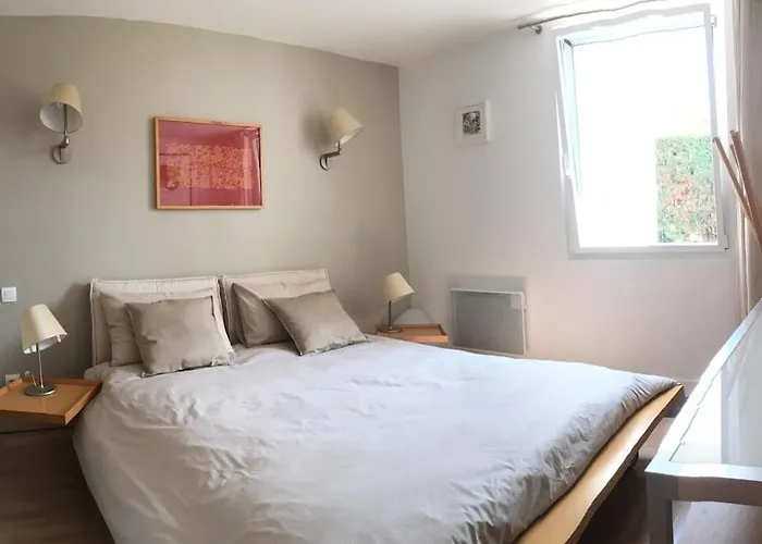 T2 St Martin Du Touch Airbus Quiet And Spacious Apartamento *